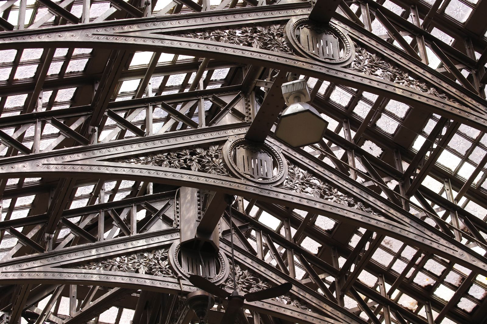 A Closer Look: Ellicott Square Building